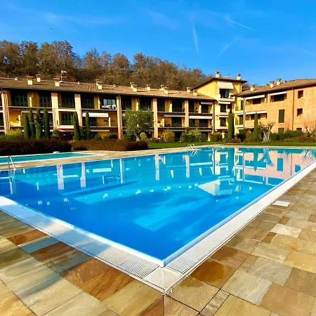 La Torretta Del Degli Ulivi Apartment *