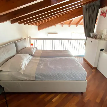 La Torretta Del Degli Ulivi Apartment *
