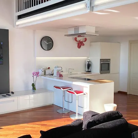 Apartment La Torretta Del Degli Ulivi Puegnago sul Garda